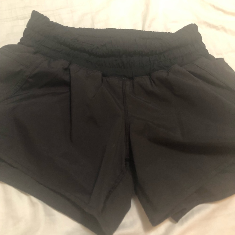 Lululemon short
